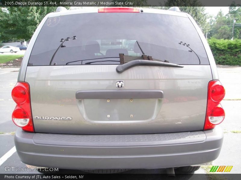 Mineral Gray Metallic / Medium Slate Gray 2005 Dodge Durango ST 4x4