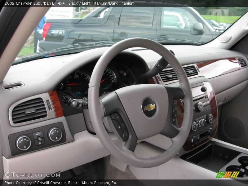 Black / Light Titanium/Dark Titanium 2009 Chevrolet Suburban LT 4x4