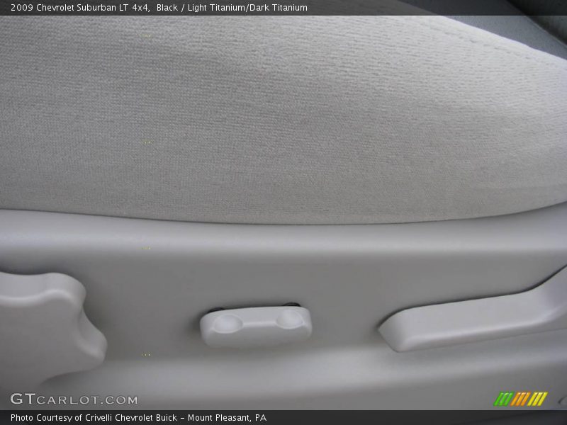 Black / Light Titanium/Dark Titanium 2009 Chevrolet Suburban LT 4x4