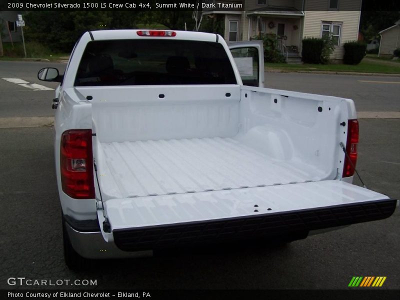 Summit White / Dark Titanium 2009 Chevrolet Silverado 1500 LS Crew Cab 4x4