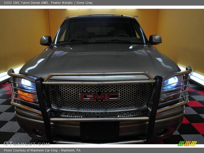 Pewter Metallic / Stone Gray 2002 GMC Yukon Denali AWD