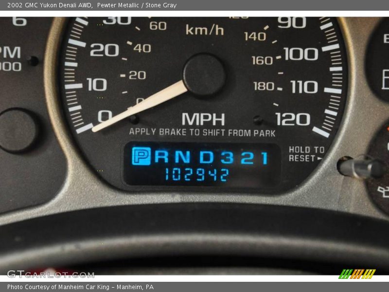 Pewter Metallic / Stone Gray 2002 GMC Yukon Denali AWD