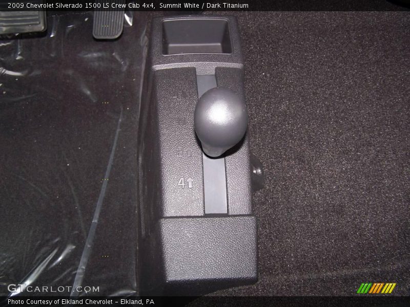 Summit White / Dark Titanium 2009 Chevrolet Silverado 1500 LS Crew Cab 4x4