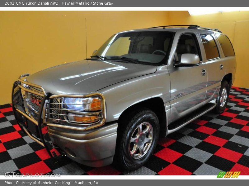 Pewter Metallic / Stone Gray 2002 GMC Yukon Denali AWD