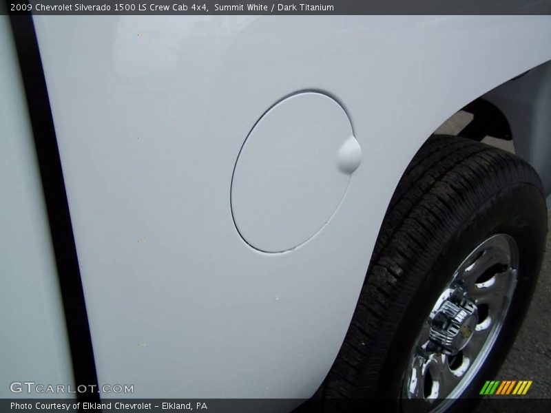 Summit White / Dark Titanium 2009 Chevrolet Silverado 1500 LS Crew Cab 4x4