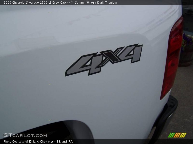 Summit White / Dark Titanium 2009 Chevrolet Silverado 1500 LS Crew Cab 4x4