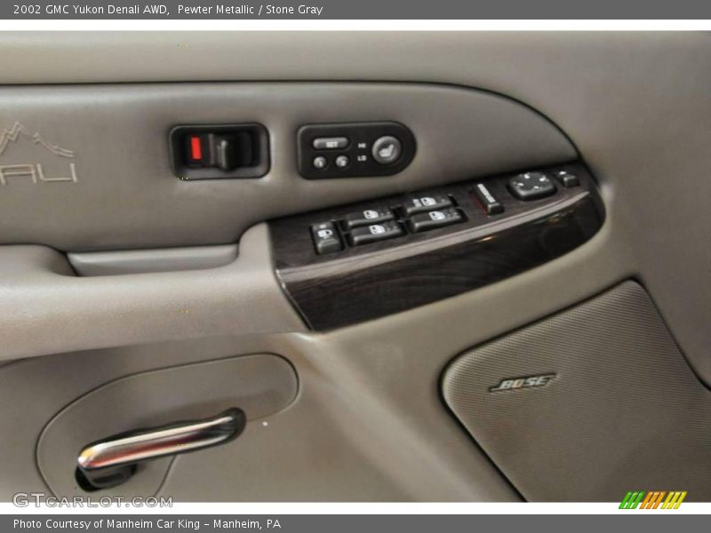 Pewter Metallic / Stone Gray 2002 GMC Yukon Denali AWD