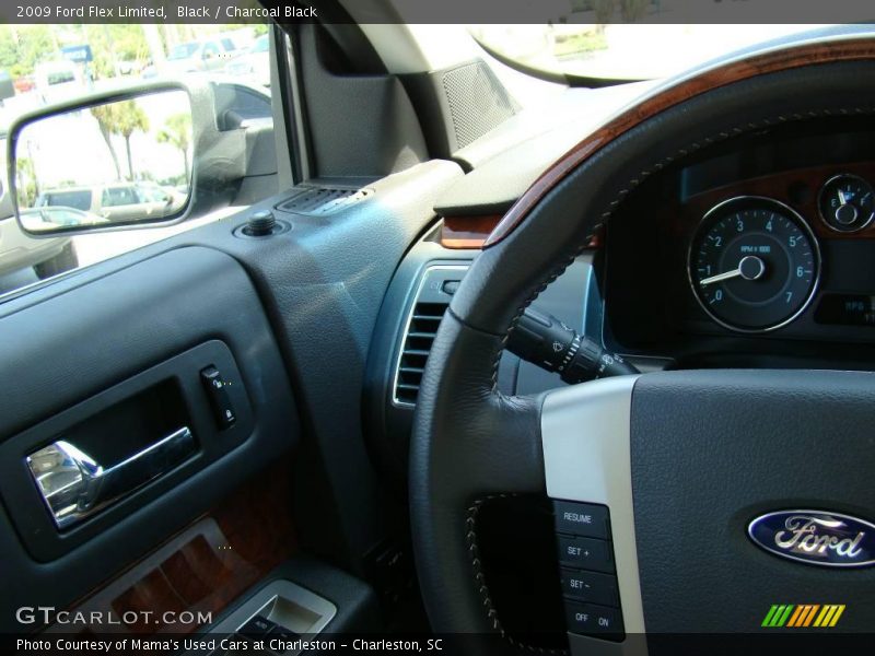 Black / Charcoal Black 2009 Ford Flex Limited