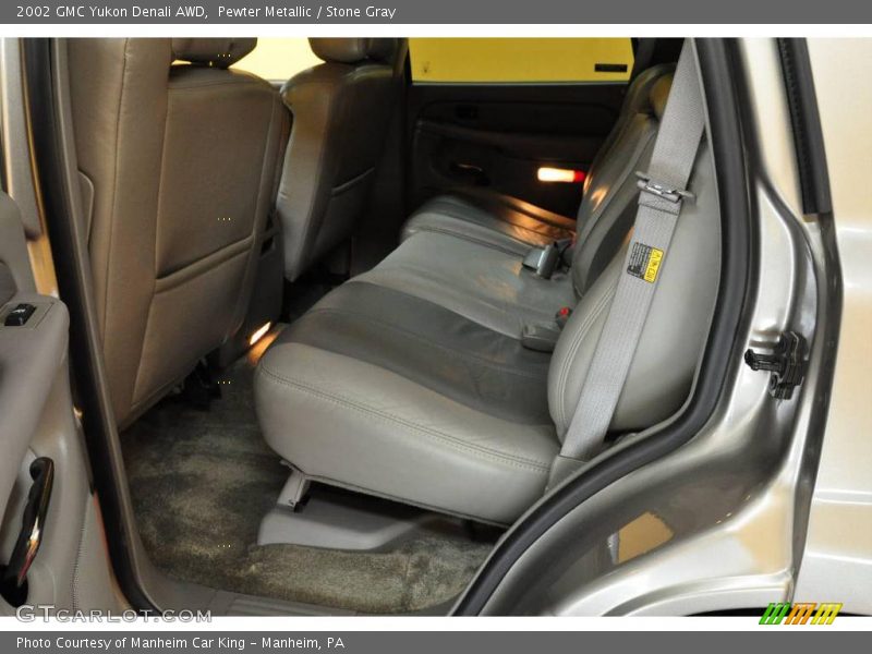 Pewter Metallic / Stone Gray 2002 GMC Yukon Denali AWD
