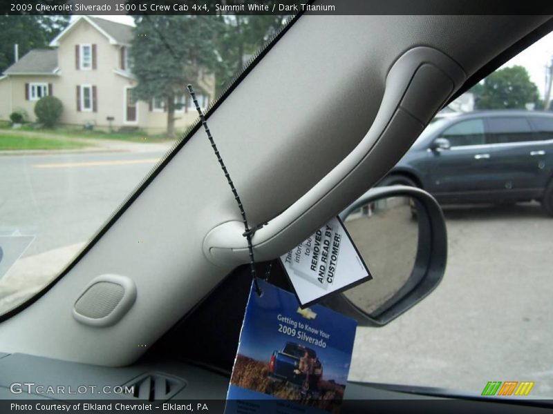 Summit White / Dark Titanium 2009 Chevrolet Silverado 1500 LS Crew Cab 4x4