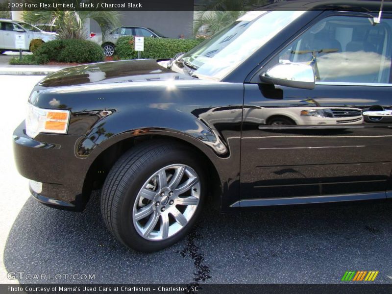 Black / Charcoal Black 2009 Ford Flex Limited