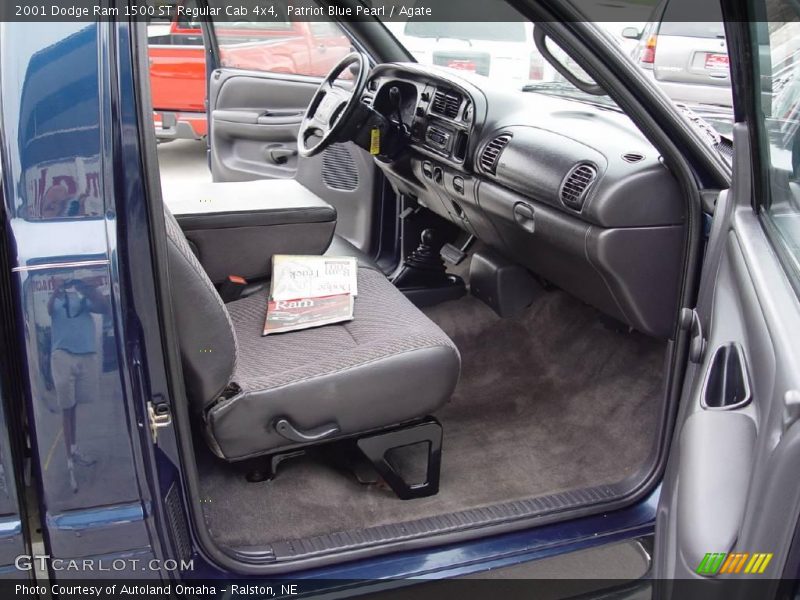 Patriot Blue Pearl / Agate 2001 Dodge Ram 1500 ST Regular Cab 4x4
