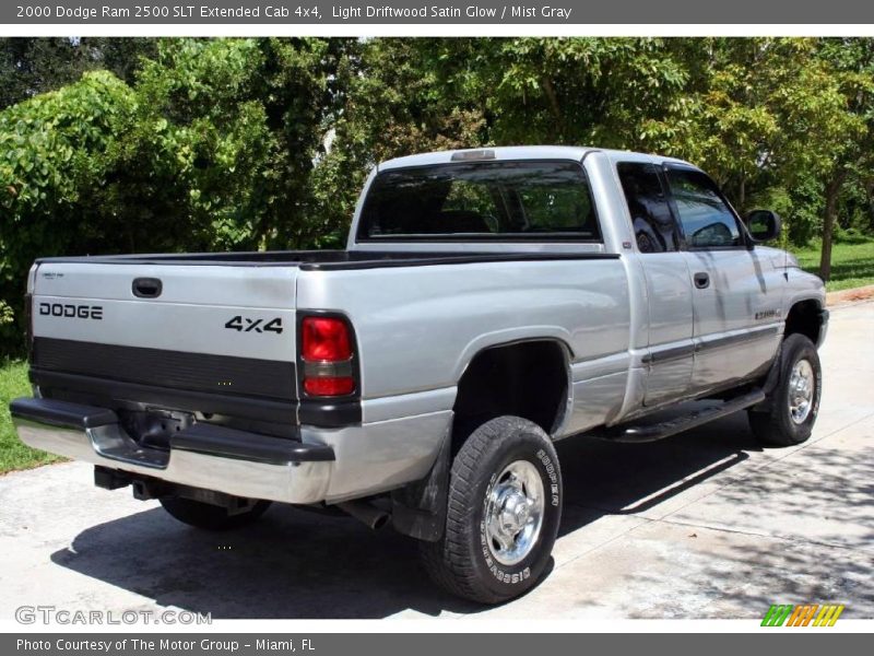 Light Driftwood Satin Glow / Mist Gray 2000 Dodge Ram 2500 SLT Extended Cab 4x4