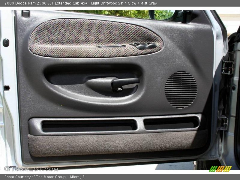 Light Driftwood Satin Glow / Mist Gray 2000 Dodge Ram 2500 SLT Extended Cab 4x4