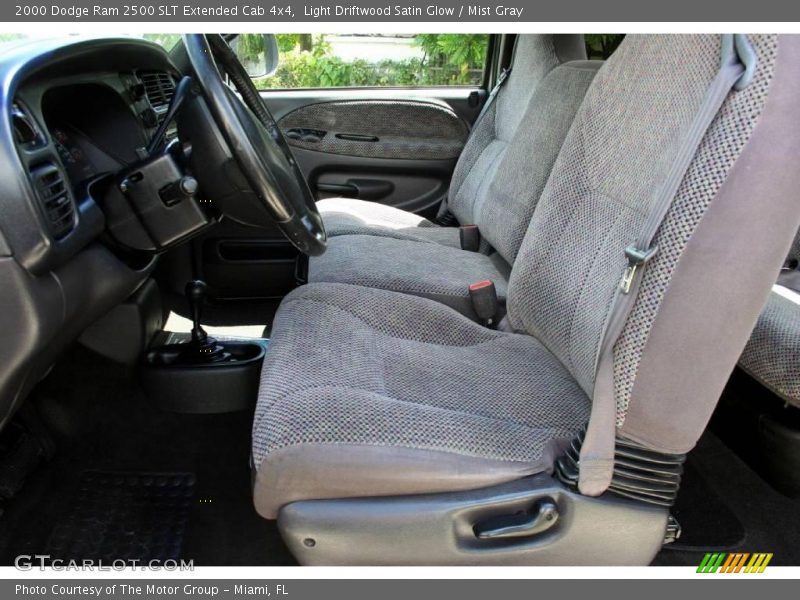 Light Driftwood Satin Glow / Mist Gray 2000 Dodge Ram 2500 SLT Extended Cab 4x4
