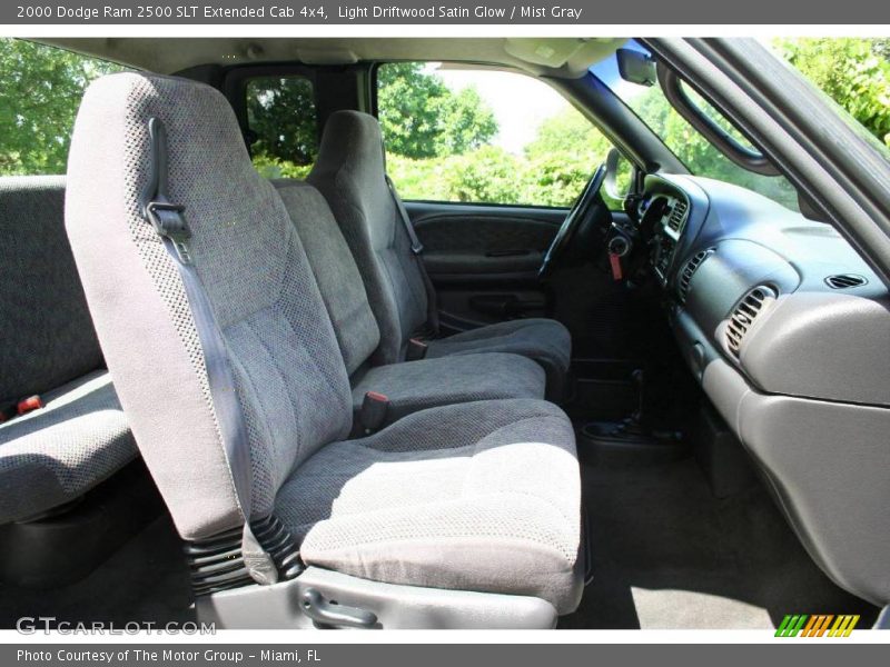 Light Driftwood Satin Glow / Mist Gray 2000 Dodge Ram 2500 SLT Extended Cab 4x4