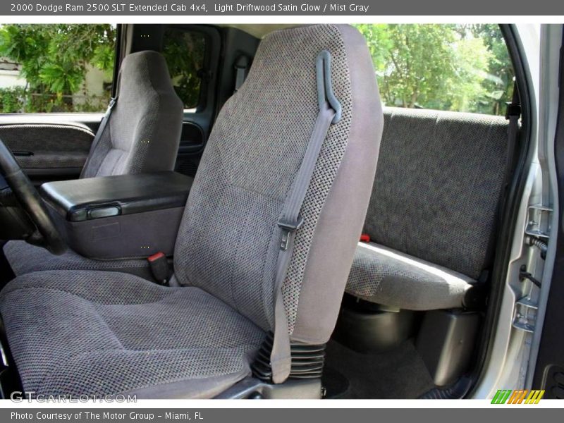 Light Driftwood Satin Glow / Mist Gray 2000 Dodge Ram 2500 SLT Extended Cab 4x4