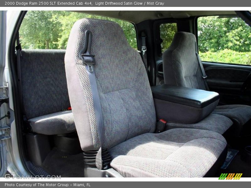Light Driftwood Satin Glow / Mist Gray 2000 Dodge Ram 2500 SLT Extended Cab 4x4