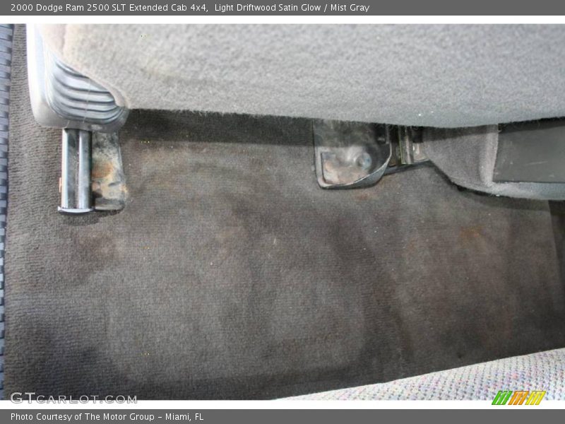 Light Driftwood Satin Glow / Mist Gray 2000 Dodge Ram 2500 SLT Extended Cab 4x4