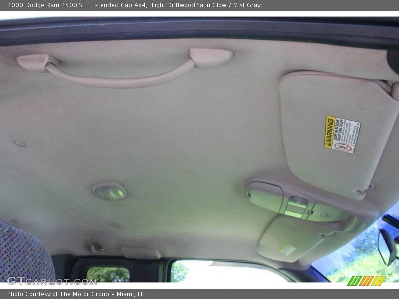 Light Driftwood Satin Glow / Mist Gray 2000 Dodge Ram 2500 SLT Extended Cab 4x4