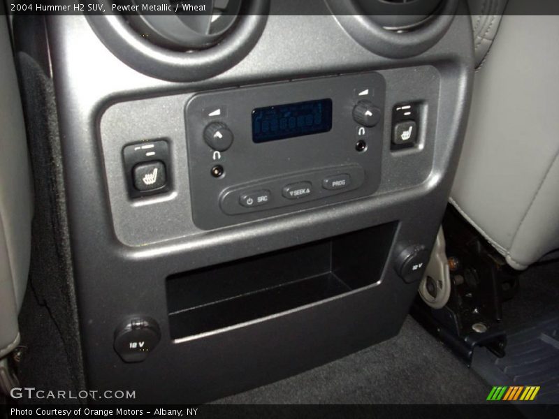 Pewter Metallic / Wheat 2004 Hummer H2 SUV