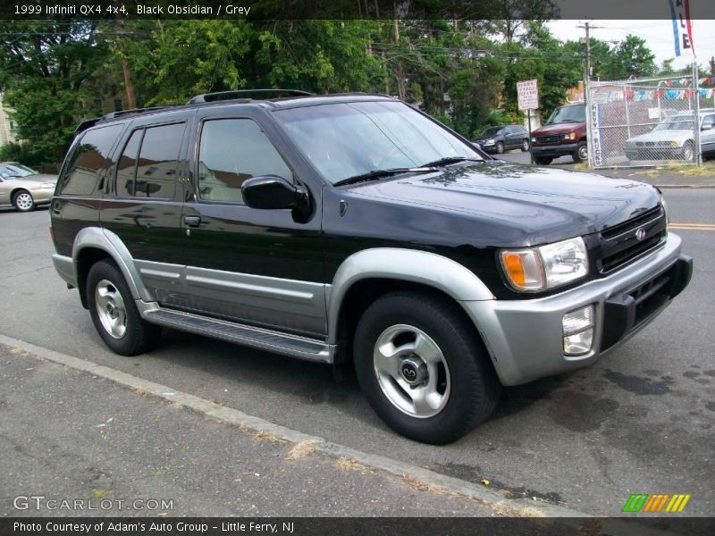 Black Obsidian / Grey 1999 Infiniti QX4 4x4