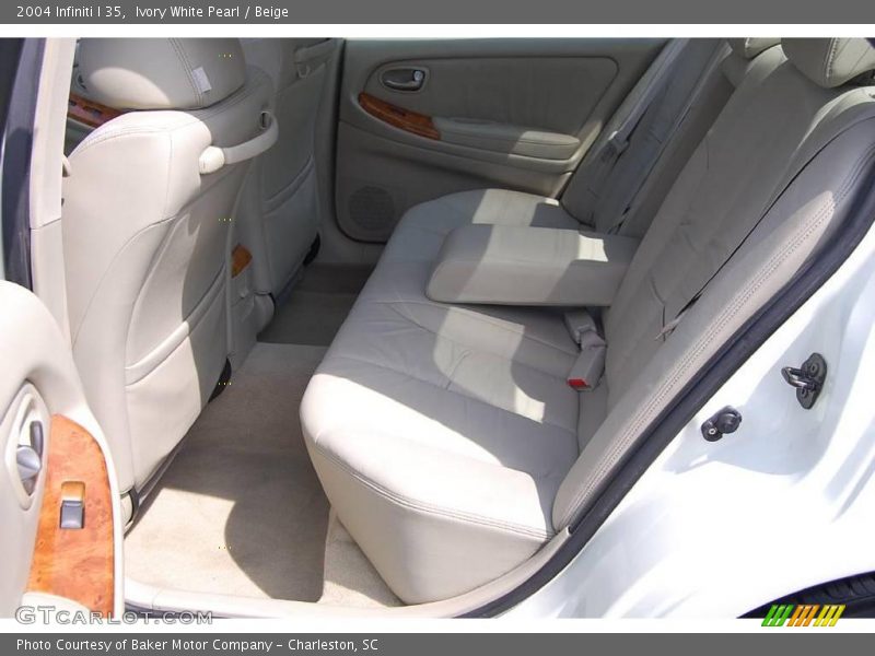 Ivory White Pearl / Beige 2004 Infiniti I 35