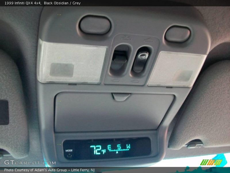 Black Obsidian / Grey 1999 Infiniti QX4 4x4