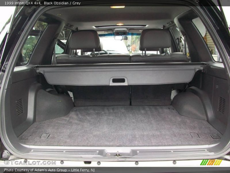 Black Obsidian / Grey 1999 Infiniti QX4 4x4