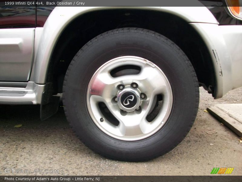 Black Obsidian / Grey 1999 Infiniti QX4 4x4