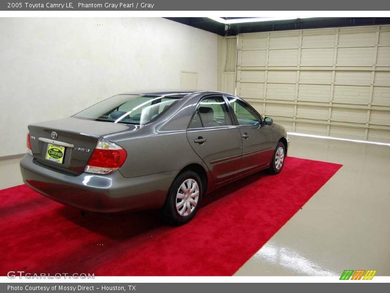 Phantom Gray Pearl / Gray 2005 Toyota Camry LE