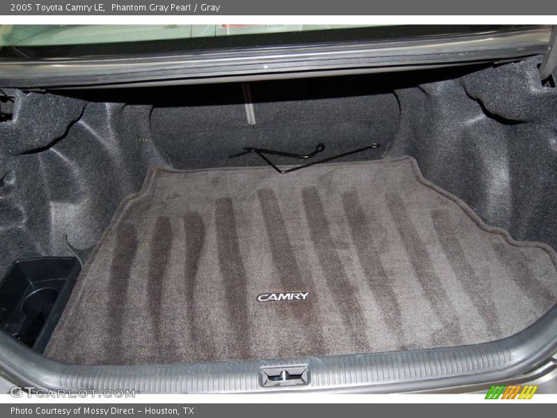 Phantom Gray Pearl / Gray 2005 Toyota Camry LE
