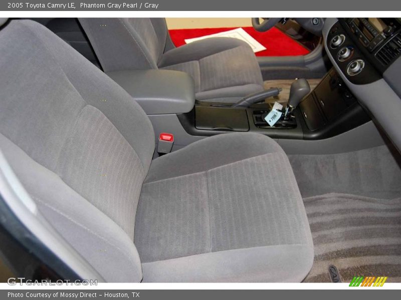 Phantom Gray Pearl / Gray 2005 Toyota Camry LE
