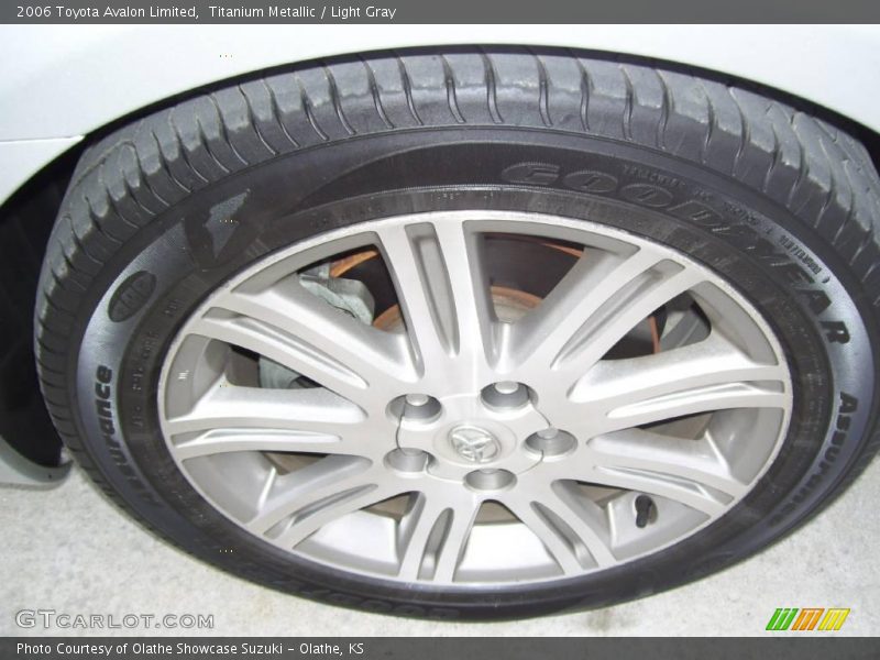 Titanium Metallic / Light Gray 2006 Toyota Avalon Limited