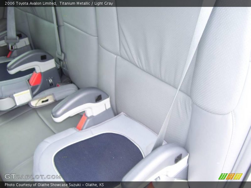 Titanium Metallic / Light Gray 2006 Toyota Avalon Limited