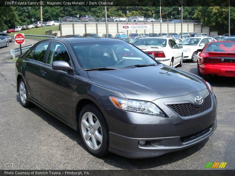 Magnetic Gray Metallic / Dark Charcoal 2007 Toyota Camry SE