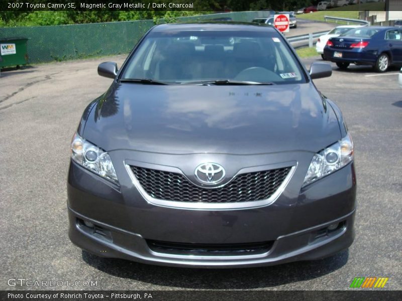 Magnetic Gray Metallic / Dark Charcoal 2007 Toyota Camry SE