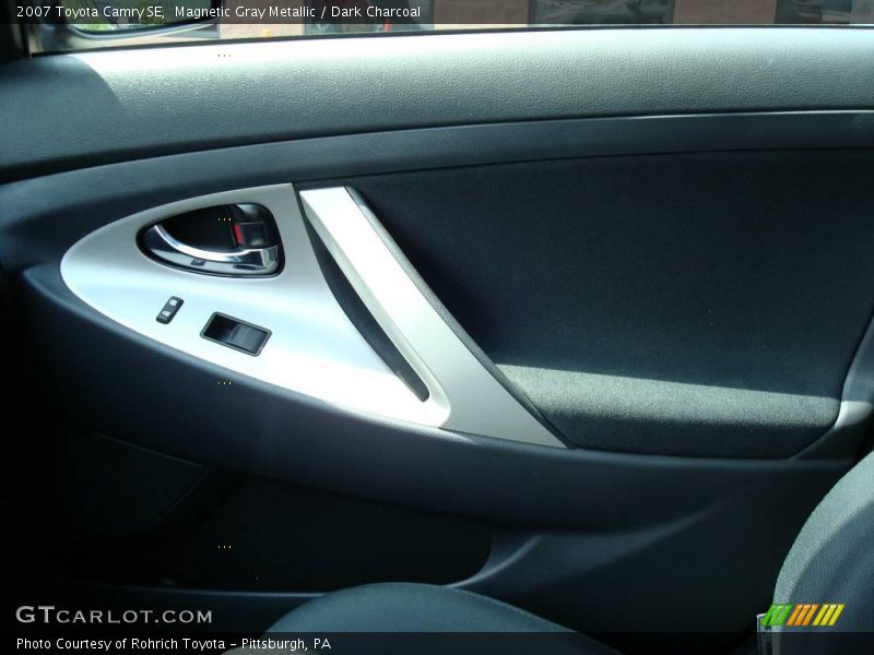 Magnetic Gray Metallic / Dark Charcoal 2007 Toyota Camry SE