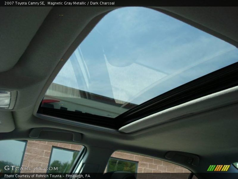 Magnetic Gray Metallic / Dark Charcoal 2007 Toyota Camry SE