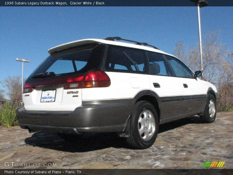 Glacier White / Black 1996 Subaru Legacy Outback Wagon