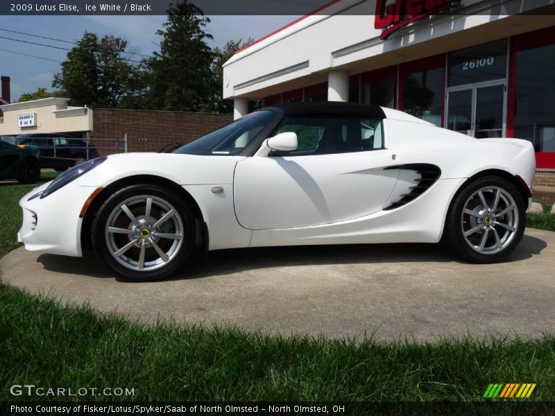 Ice White / Black 2009 Lotus Elise