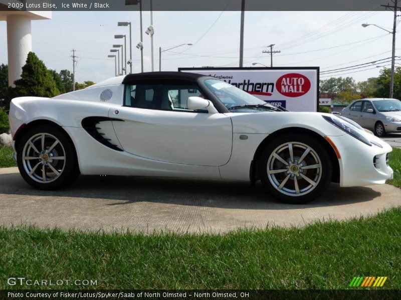 Ice White / Black 2009 Lotus Elise