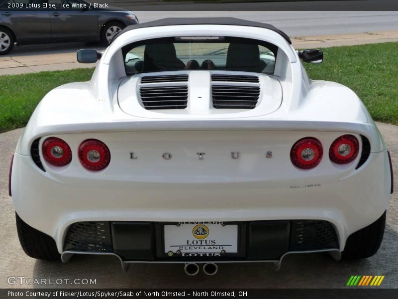 Ice White / Black 2009 Lotus Elise