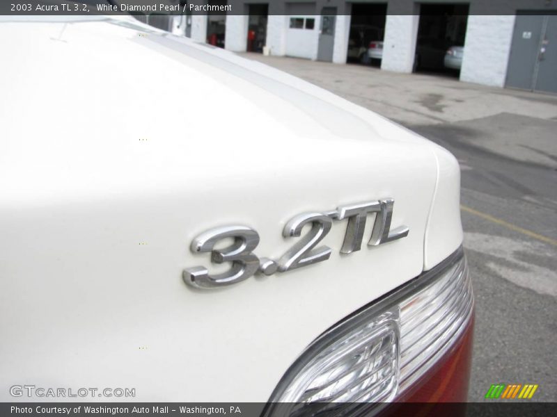 White Diamond Pearl / Parchment 2003 Acura TL 3.2
