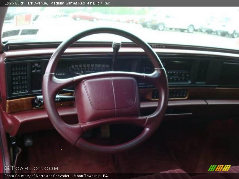 Medium Garnet Red Metallic / Red 1996 Buick Park Avenue