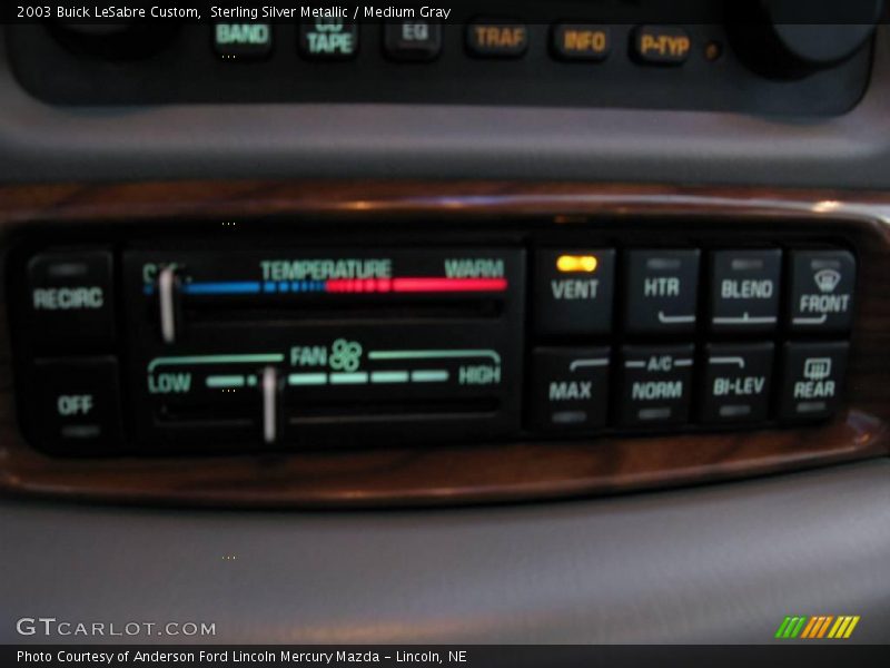 Sterling Silver Metallic / Medium Gray 2003 Buick LeSabre Custom