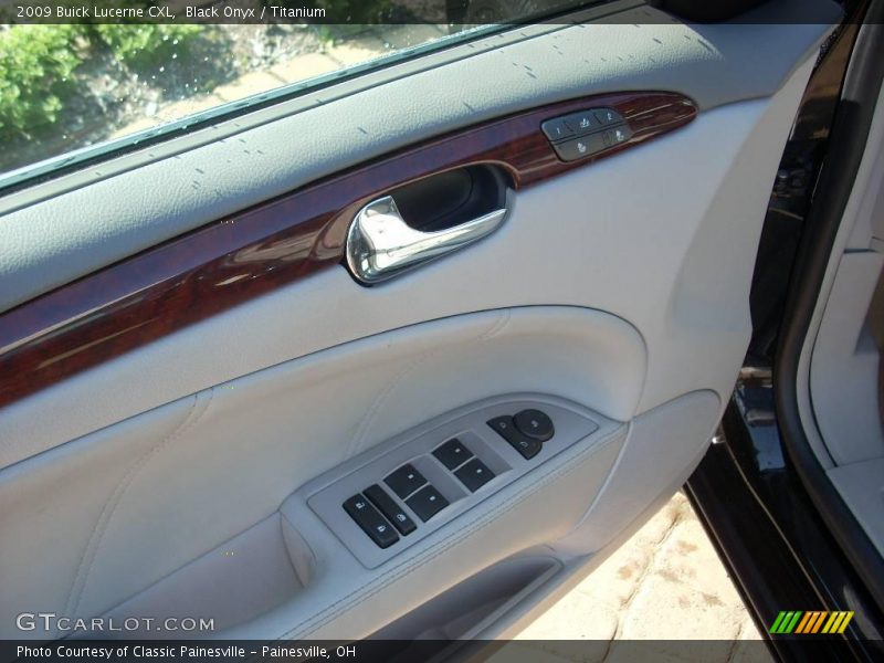 Black Onyx / Titanium 2009 Buick Lucerne CXL