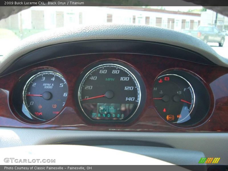 Black Onyx / Titanium 2009 Buick Lucerne CXL