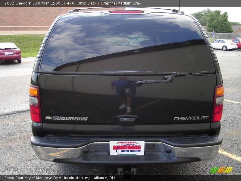 Onyx Black / Graphite/Medium Gray 2002 Chevrolet Suburban 1500 LT 4x4