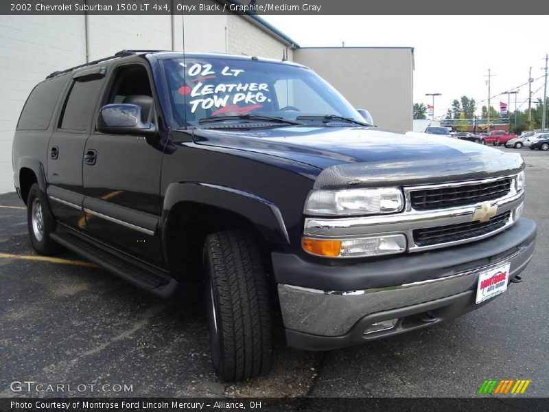 Onyx Black / Graphite/Medium Gray 2002 Chevrolet Suburban 1500 LT 4x4